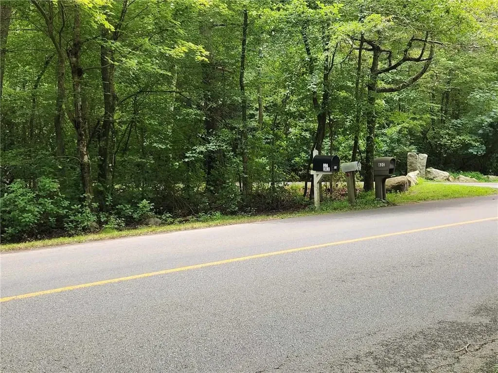 80 Long Highway Little Compton RI 02837