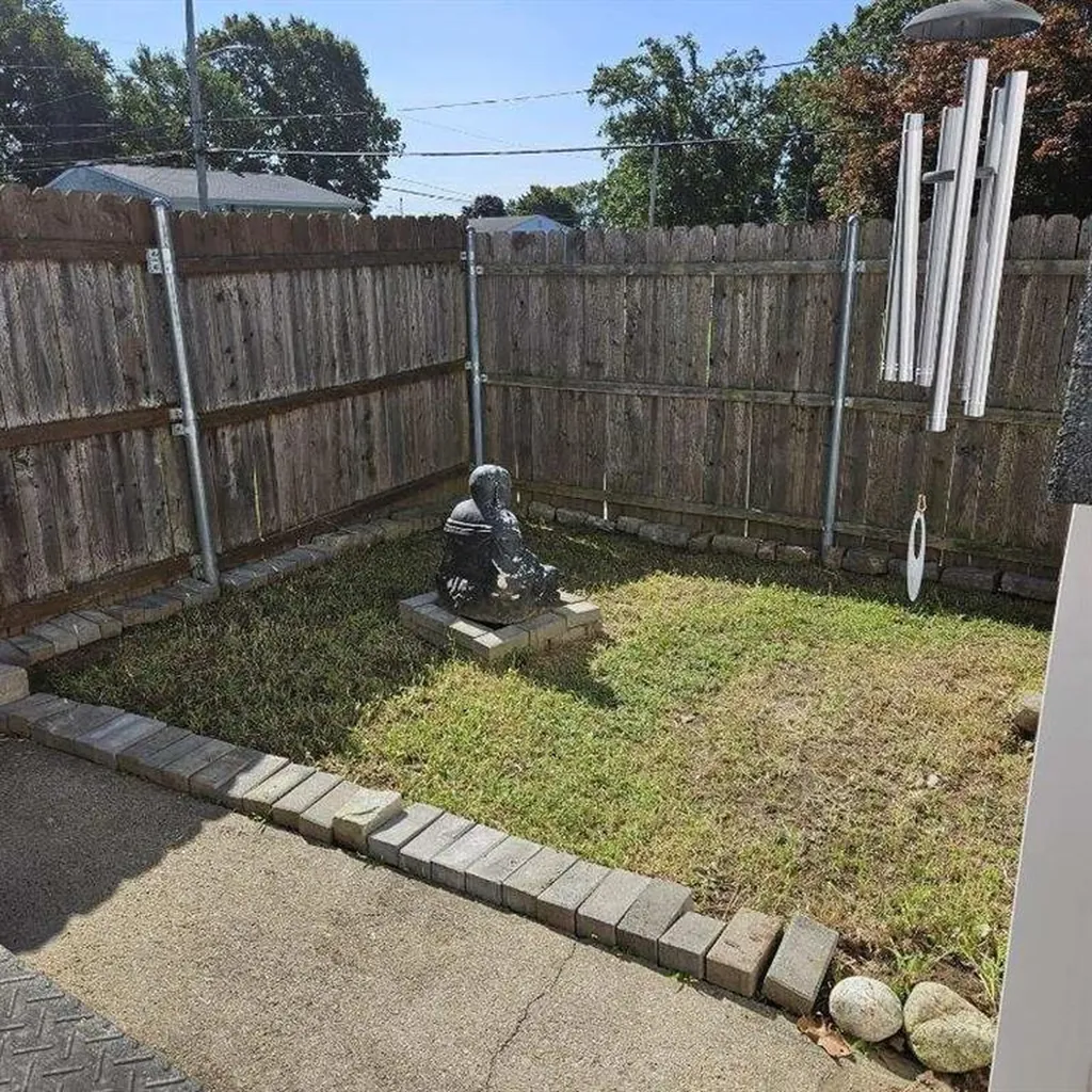 49 Newwood Drive Cranston RI 02920