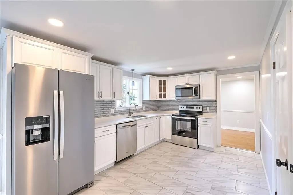 66 Amherst Street Cumberland RI 02864