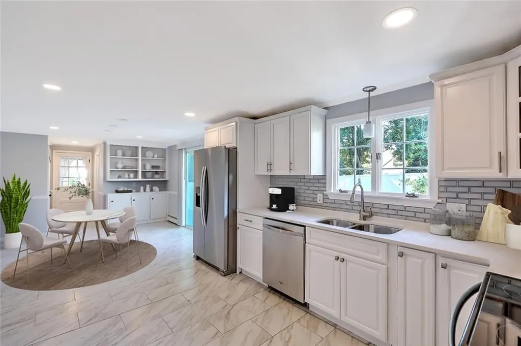 66 Amherst Street Cumberland RI 02864
