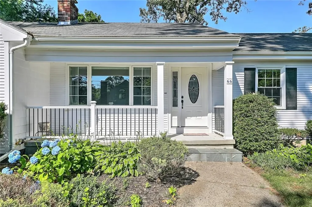 66 Amherst Street Cumberland RI 02864
