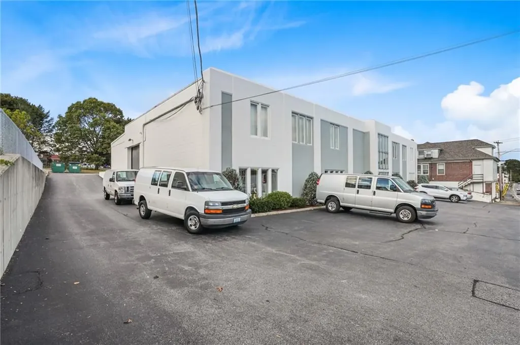 1305 Mineral Spring Avenue North Providence RI 02904