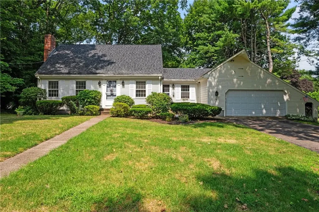 7 Walcott Lane Cumberland RI 02864