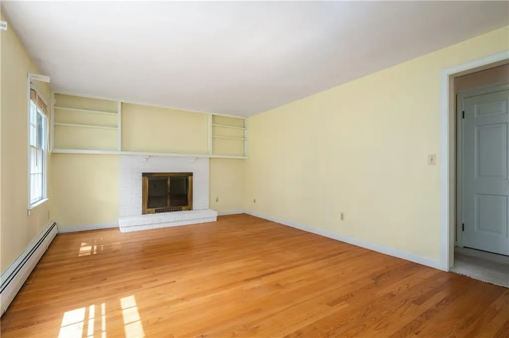 7 Walcott Lane Cumberland RI 02864