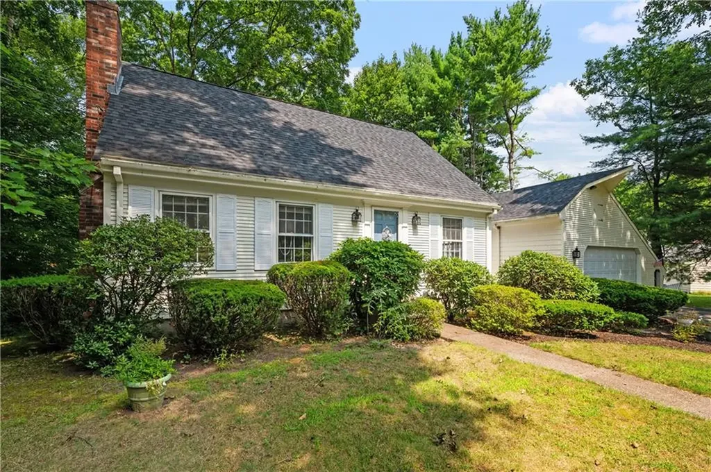 7 Walcott Lane Cumberland RI 02864