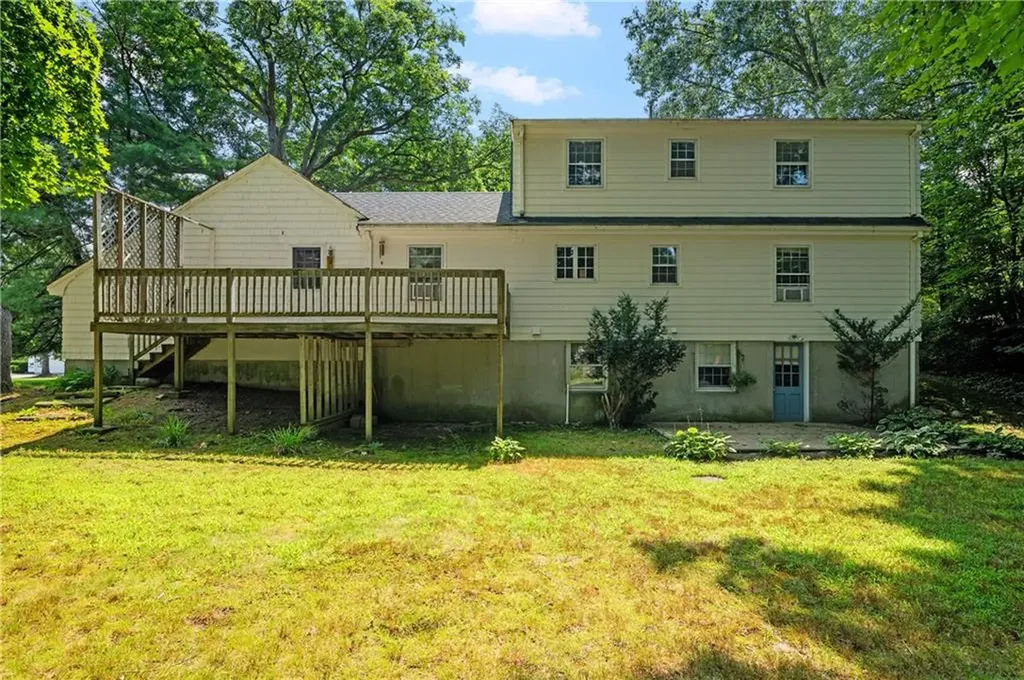 7 Walcott Lane Cumberland RI 02864
