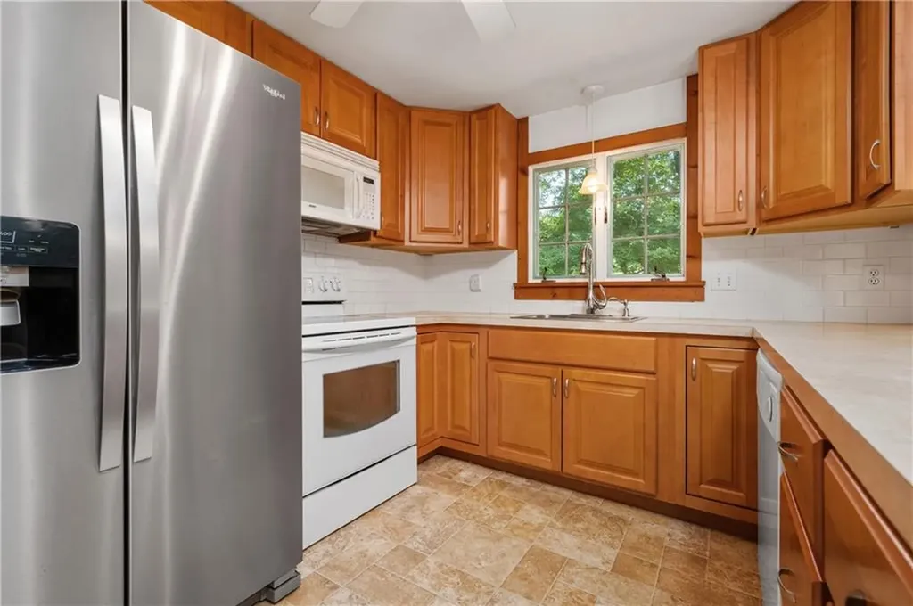 7 Walcott Lane Cumberland RI 02864