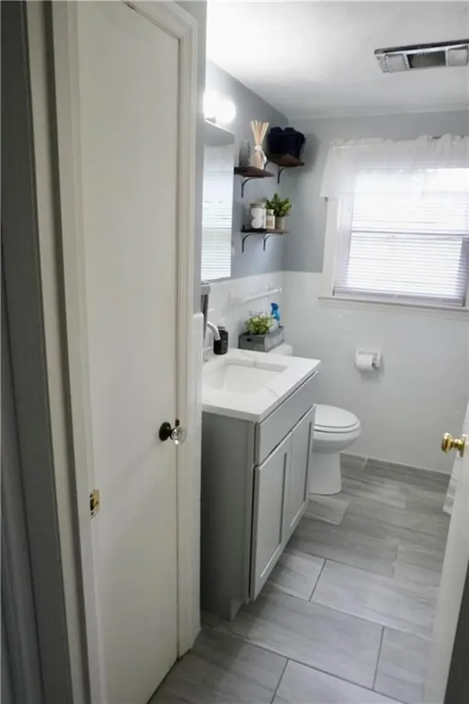 30 Pensacola Street Warwick RI 02888