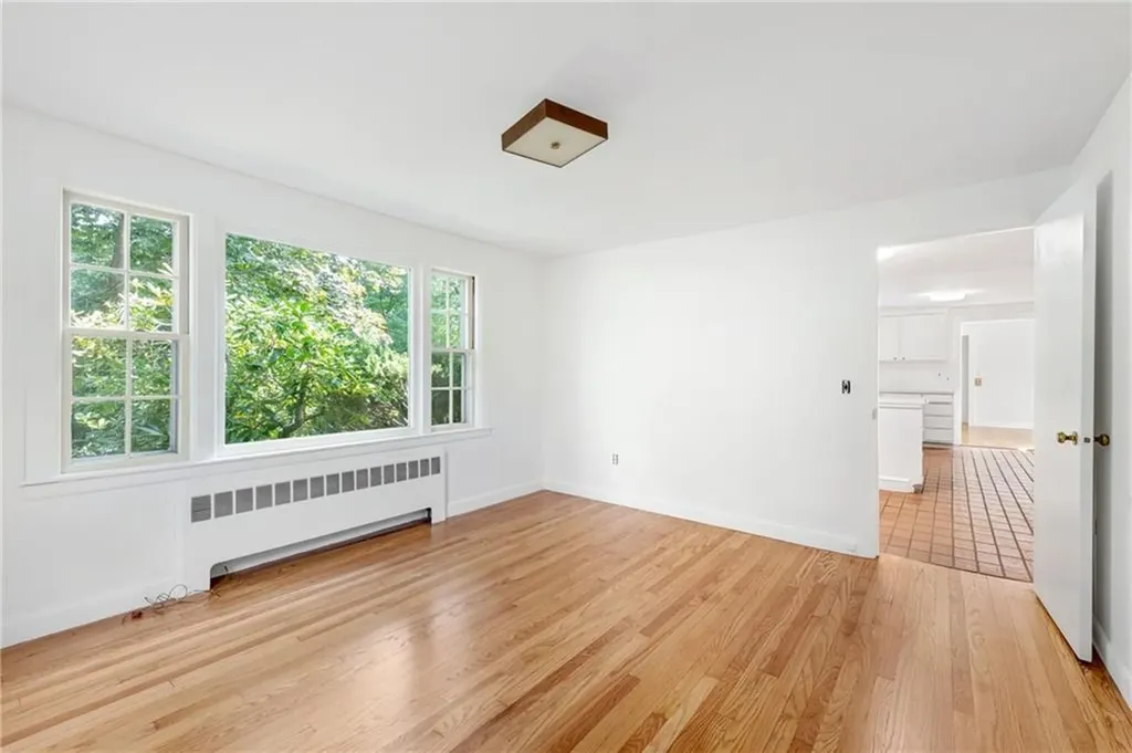 284 Nayatt Road Barrington RI 02806