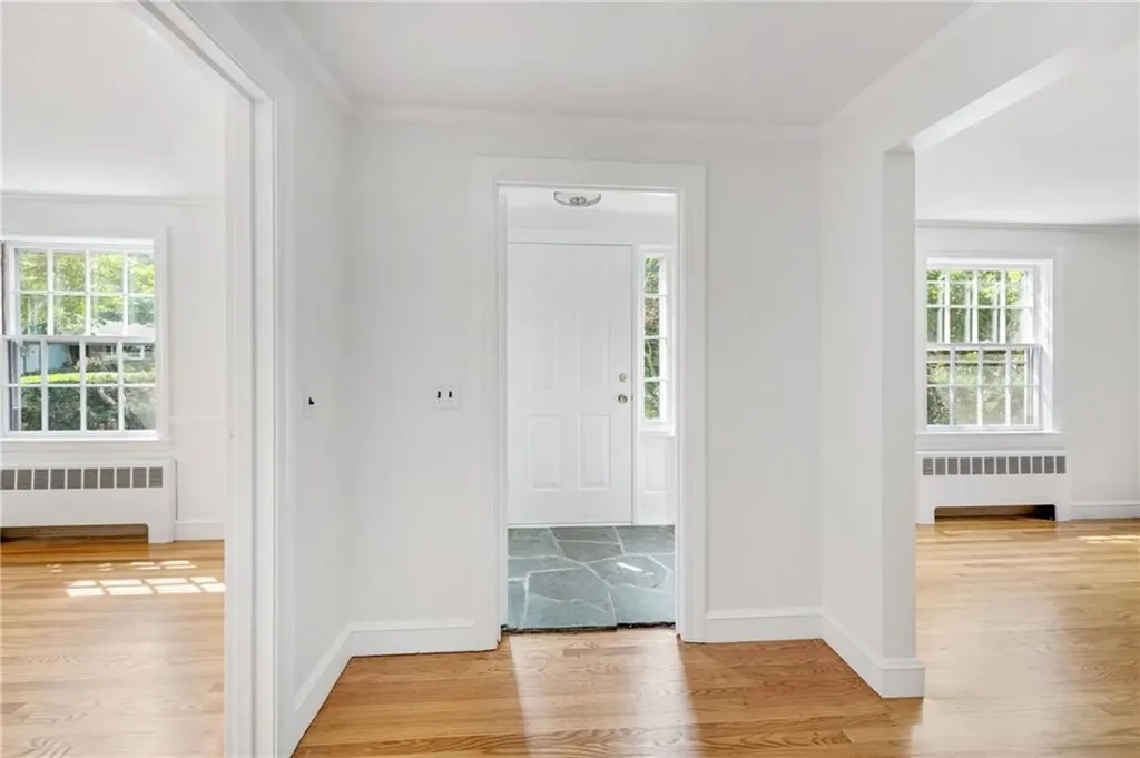284 Nayatt Road Barrington RI 02806