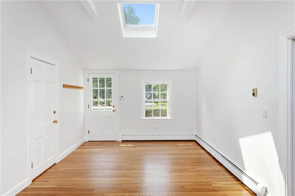 284 Nayatt Road Barrington RI 02806