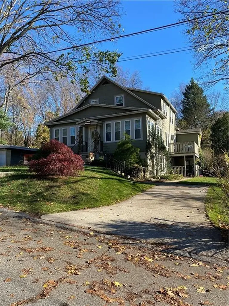 54 Sulyma Street Cumberland RI 02864