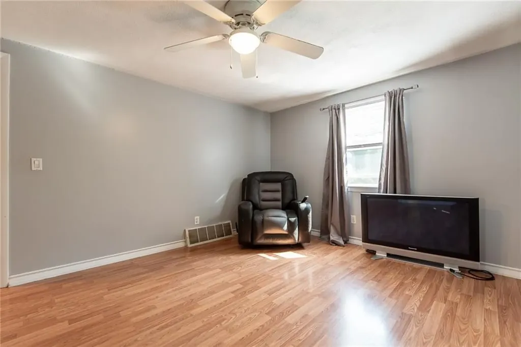 158 Almy Street Warwick RI 02886