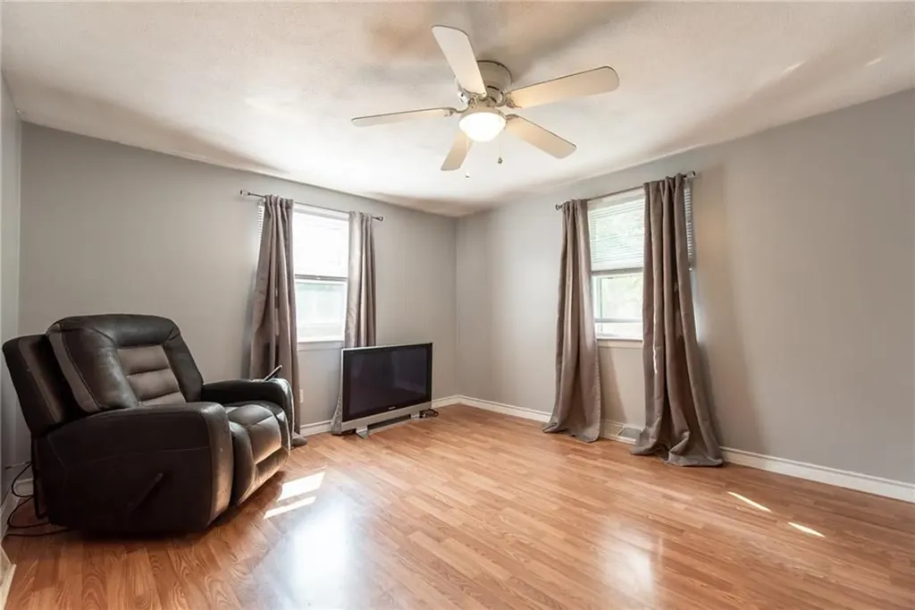 158 Almy Street Warwick RI 02886