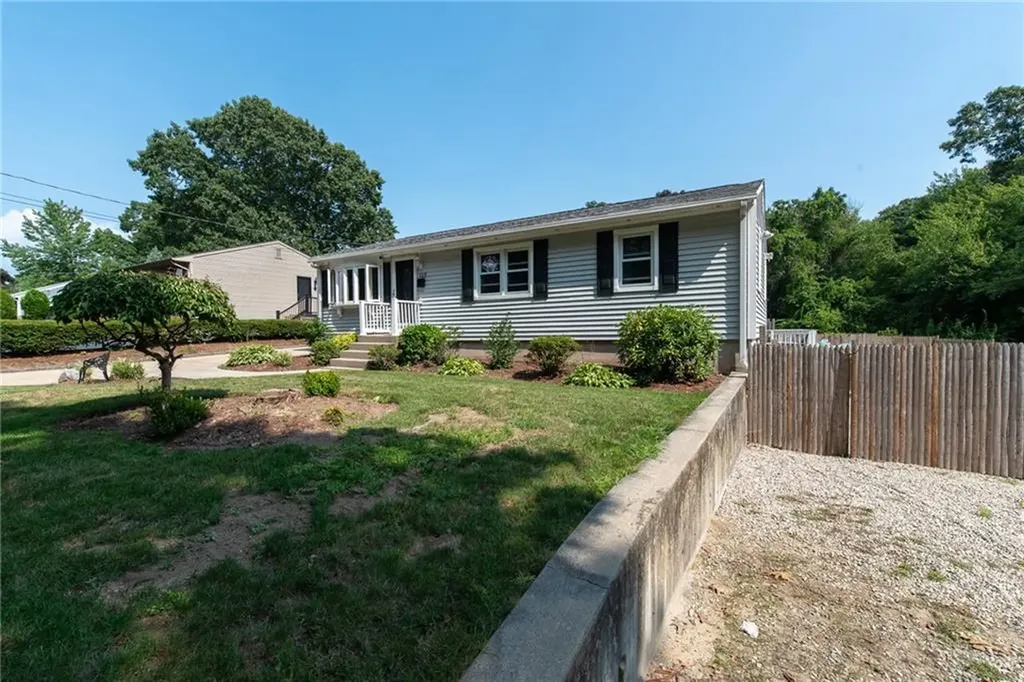 158 Almy Street Warwick RI 02886