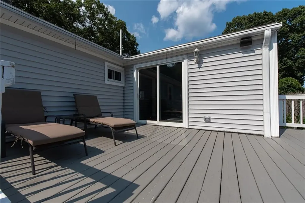 158 Almy Street Warwick RI 02886