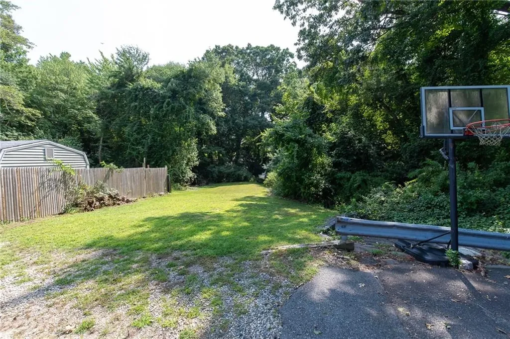 158 Almy Street Warwick RI 02886