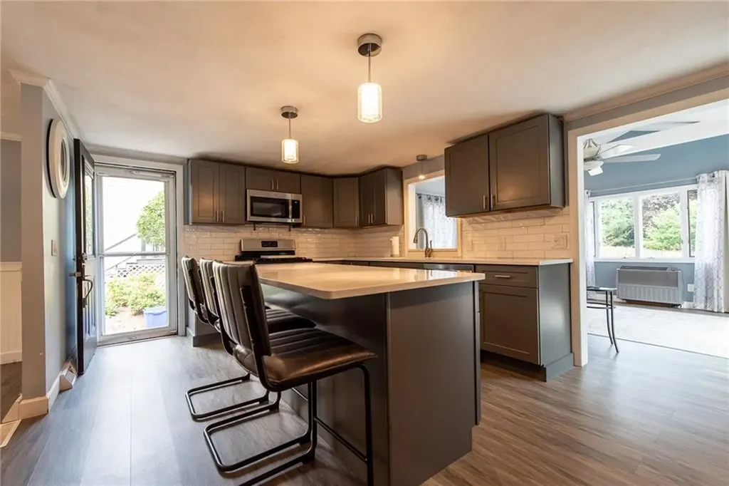 158 Almy Street Warwick RI 02886