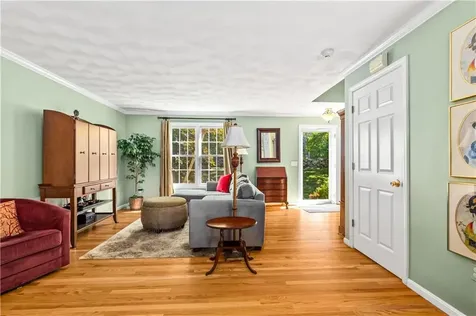 123 Country Hill Lane North Kingstown RI 02852