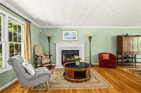 123 Country Hill Lane North Kingstown RI 02852