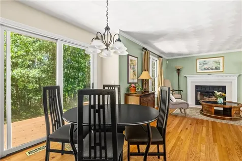 123 Country Hill Lane North Kingstown RI 02852