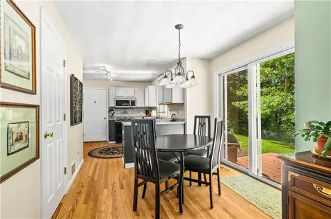 123 Country Hill Lane North Kingstown RI 02852