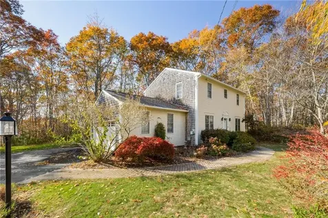 123 Country Hill Lane North Kingstown RI 02852