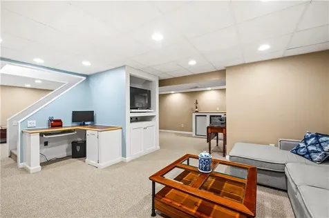 123 Country Hill Lane North Kingstown RI 02852