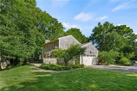 123 Country Hill Lane North Kingstown RI 02852