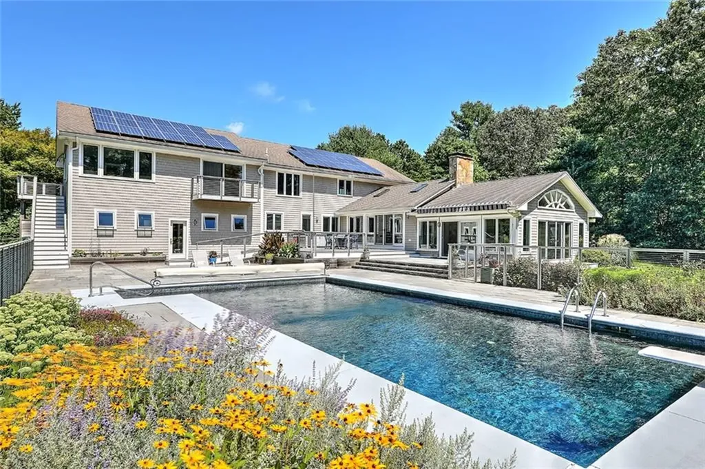 64 Riverview Drive Westport MA 02790