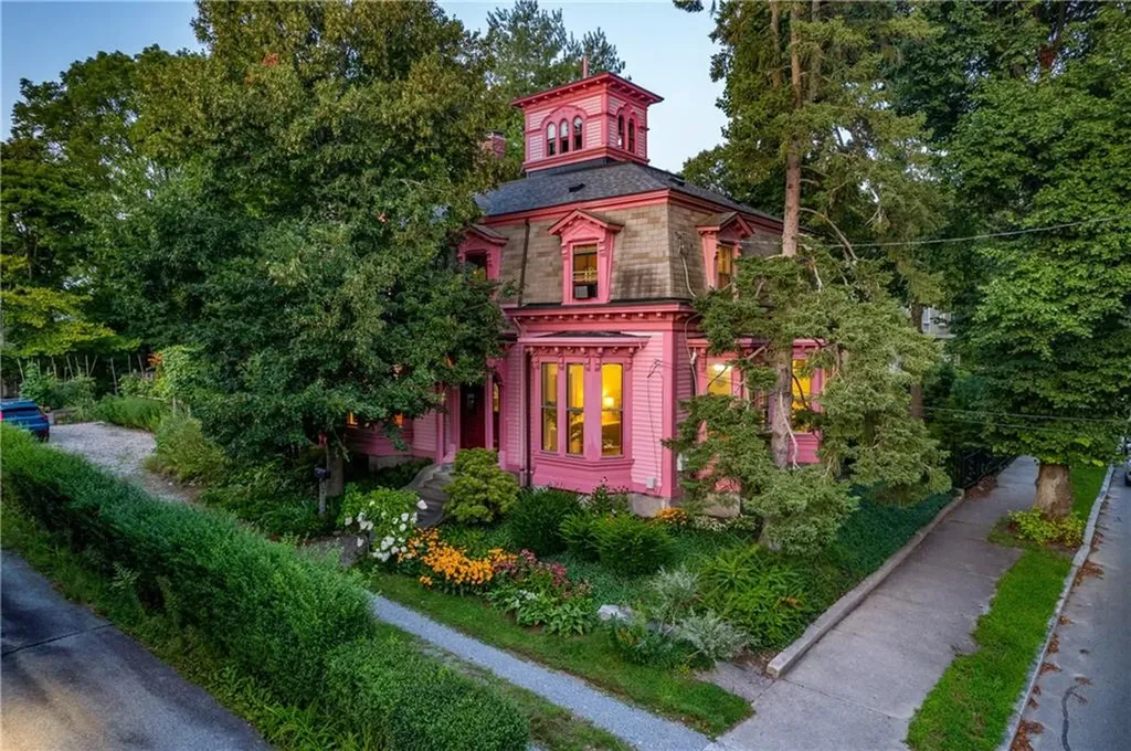 168 Cypress Street Providence RI 02906