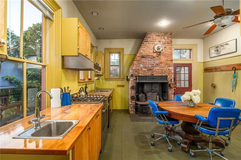168 Cypress Street Providence RI 02906