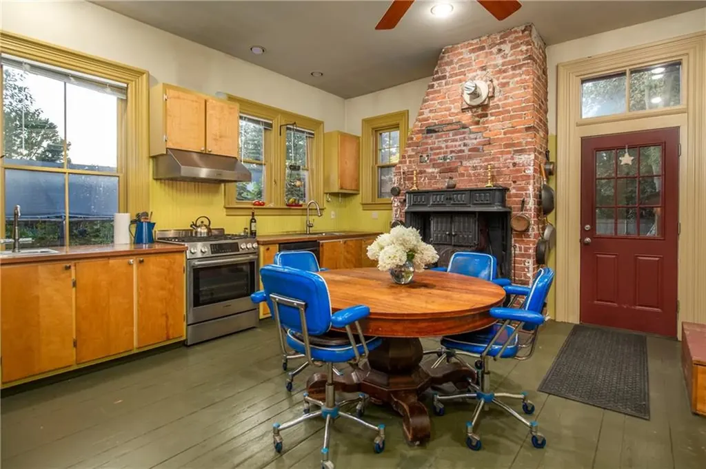 168 Cypress Street Providence RI 02906