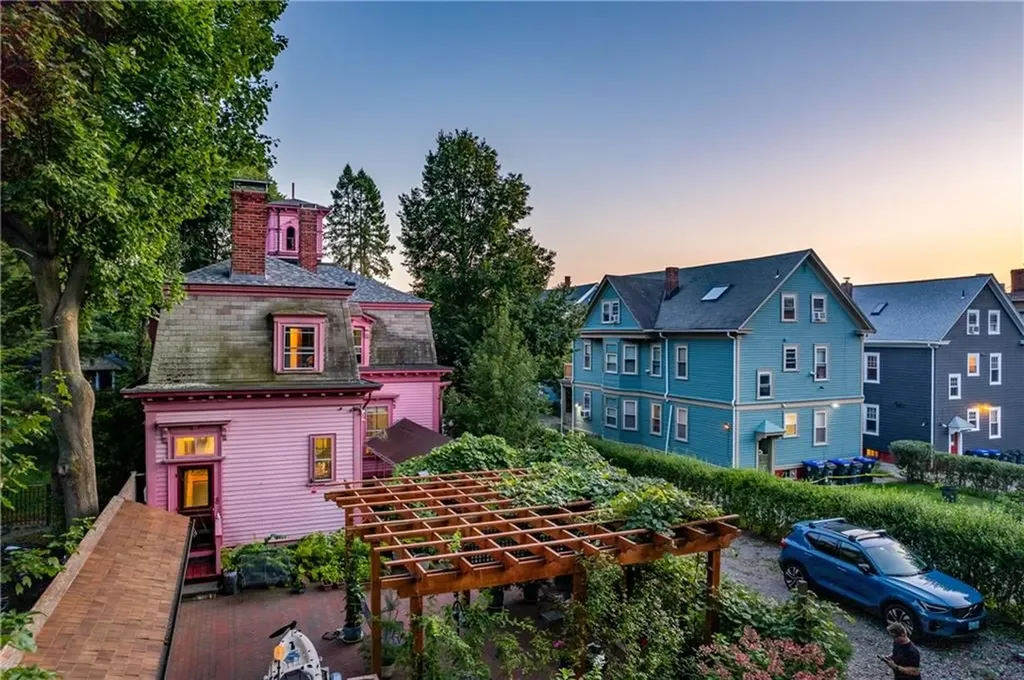 168 Cypress Street Providence RI 02906