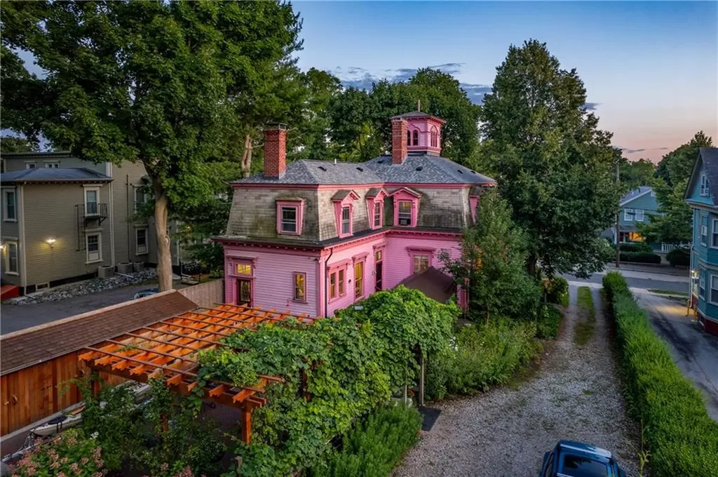 168 Cypress Street Providence RI 02906