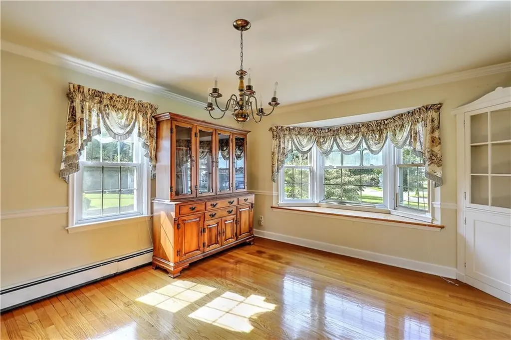 4 Stoney Brook Court Cumberland RI 02864