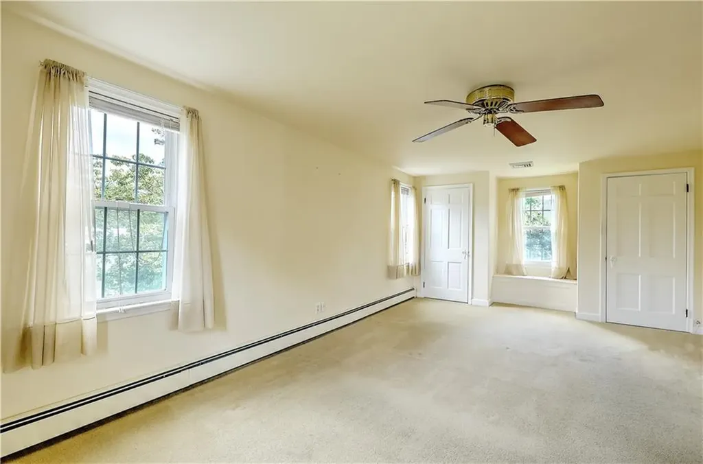 4 Stoney Brook Court Cumberland RI 02864