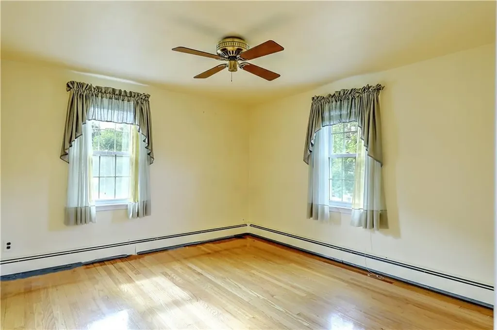 4 Stoney Brook Court Cumberland RI 02864