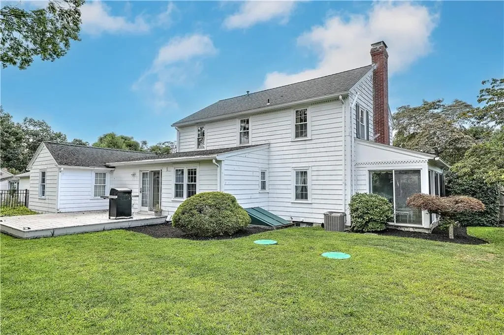 4 Stoney Brook Court Cumberland RI 02864