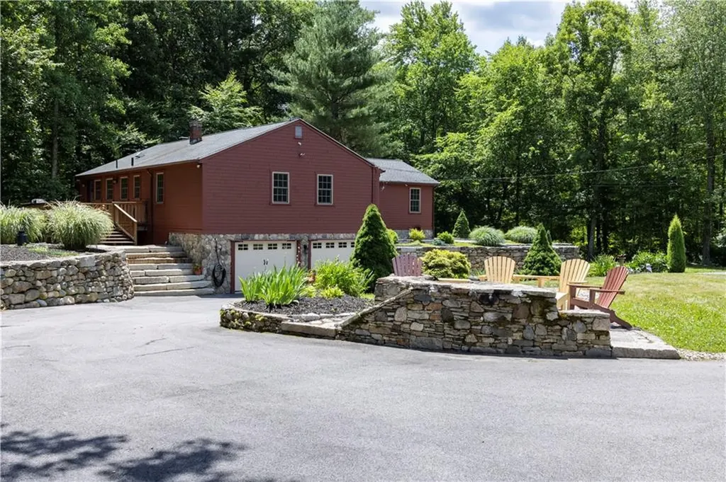 62 Cranberry Ridge Road Glocester RI 02857