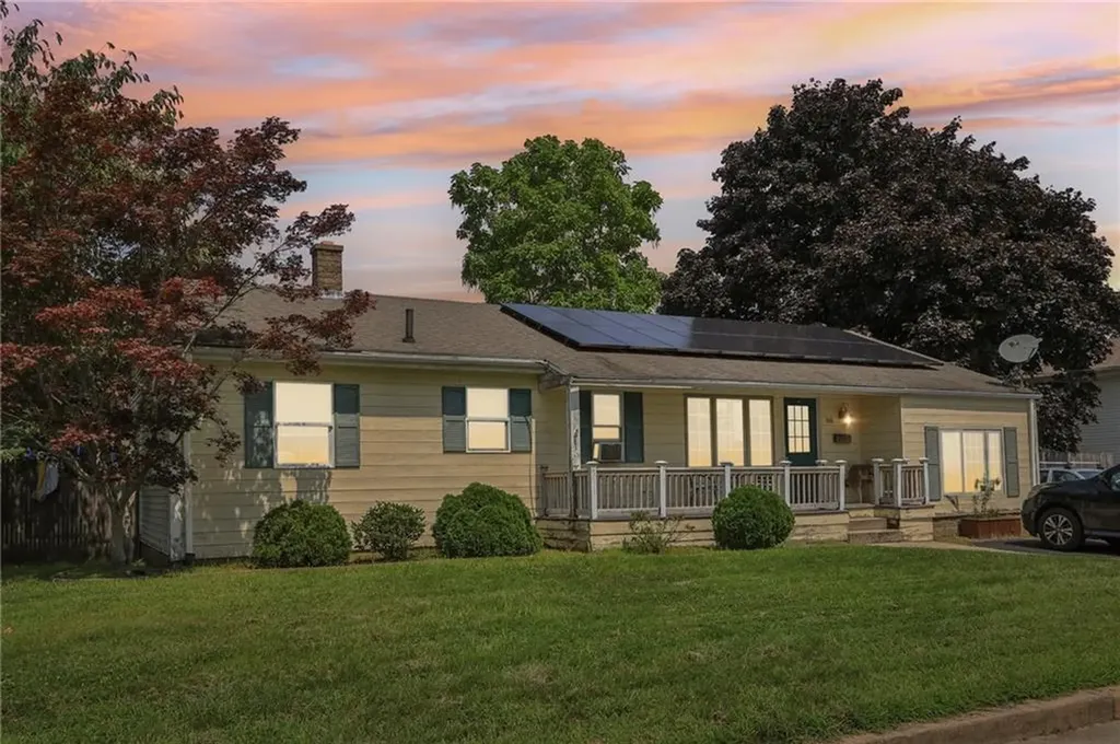 88 Briggs Street Cranston RI 02920