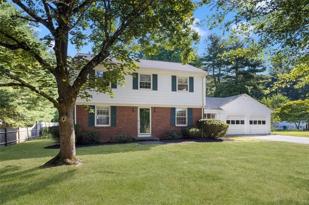 8 White Pine Drive Cumberland RI 02864