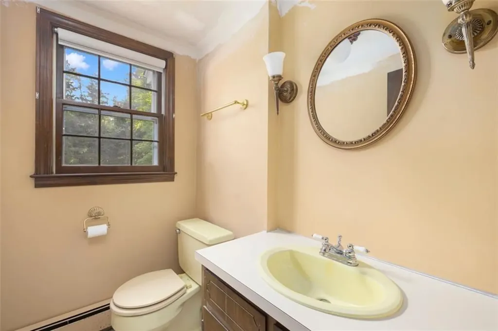 8 White Pine Drive Cumberland RI 02864