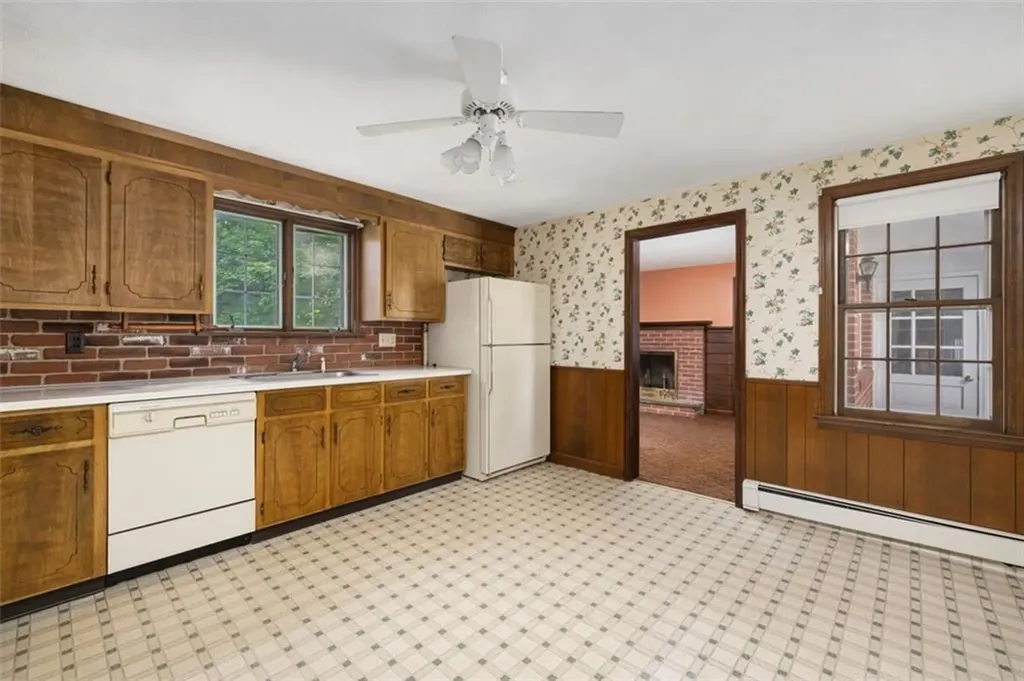 8 White Pine Drive Cumberland RI 02864