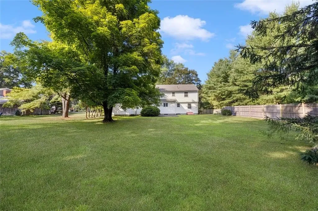 8 White Pine Drive Cumberland RI 02864
