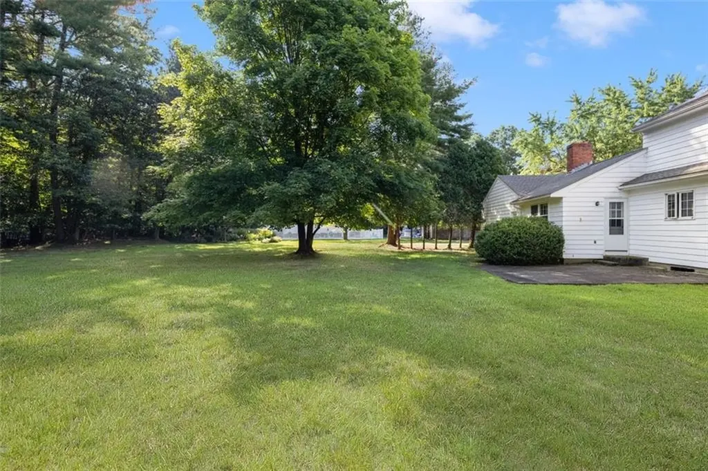 8 White Pine Drive Cumberland RI 02864