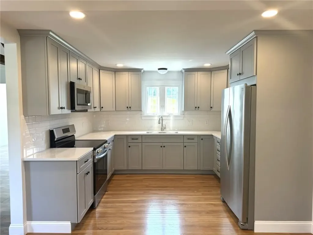 14 White Hill Lane Cumberland RI 02864