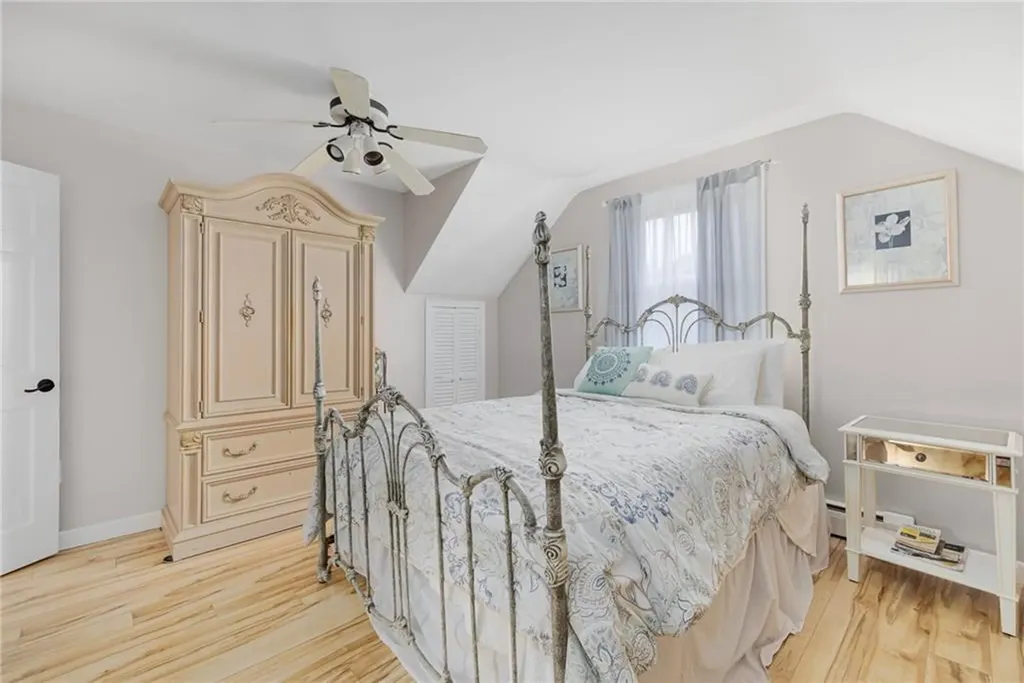 14 Fleet Avenue Warwick RI 02888