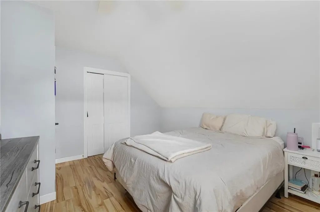 14 Fleet Avenue Warwick RI 02888
