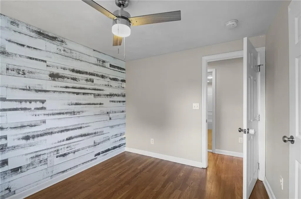 23 Yellowstone Avenue Warwick RI 02888